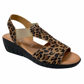 Valeria's Jerilyn Leopardo Sandal (Women's) Non Slip Tread Geometry Stay Cool
