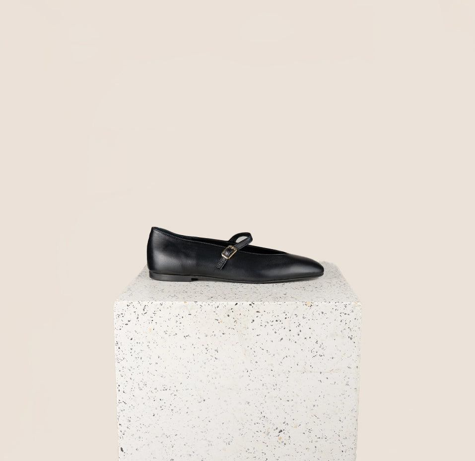 Bari - Black Leather bold - prints