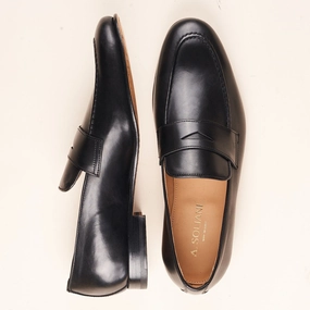 Todi - Men's Penny Loafer Smooth Black Hold Safe