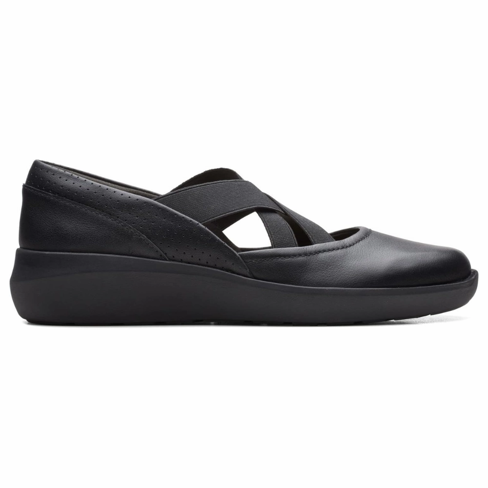 Edge Path Clarks Kayleigh Cove Black Combi Leather Shoe (Women's)