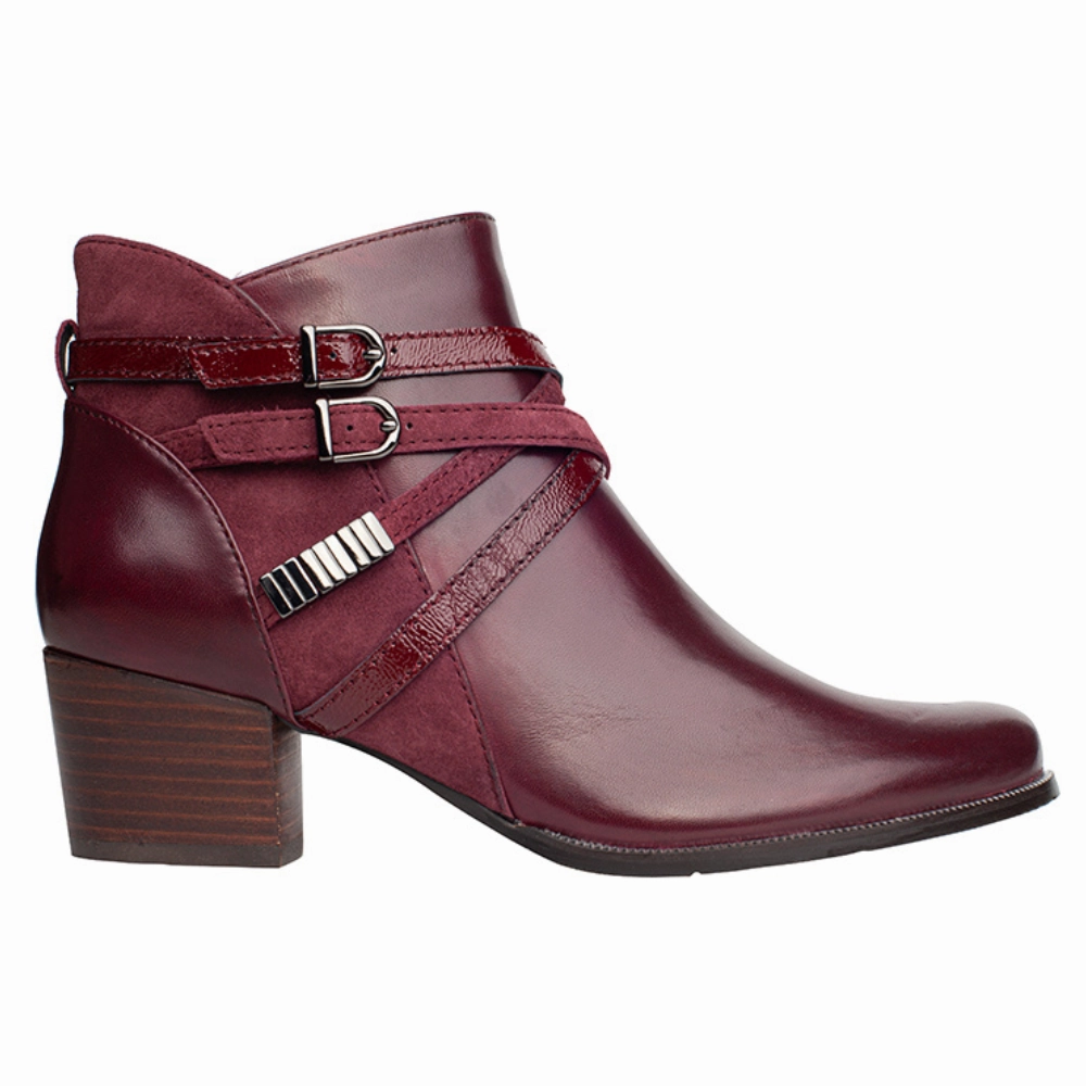 Regarde Le Ciel Isabel 120 Bordo Leather Bootie (Women's) Polymetric Cushioning Self Boost