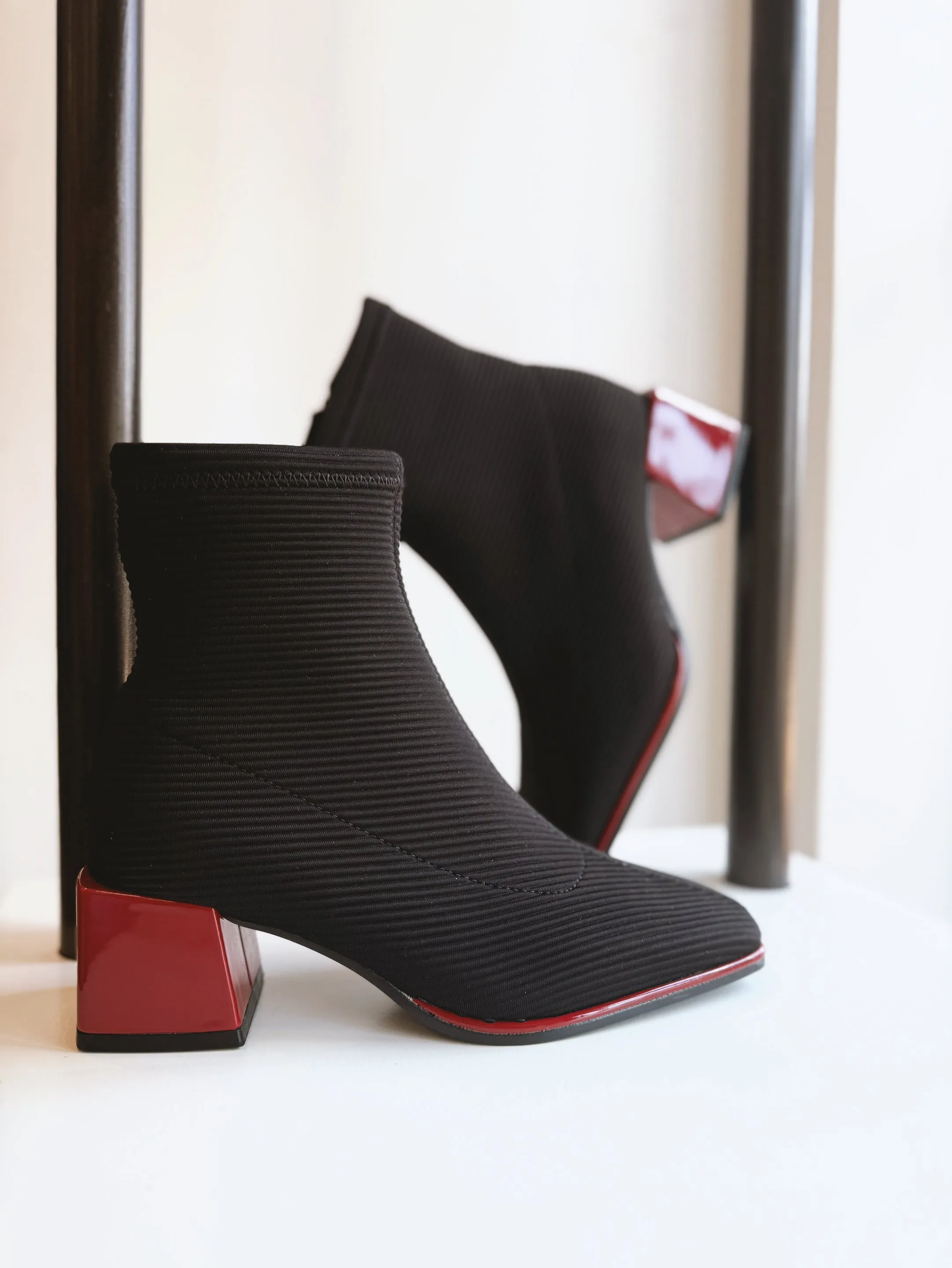 Inger - Black Power Heel Street Queen