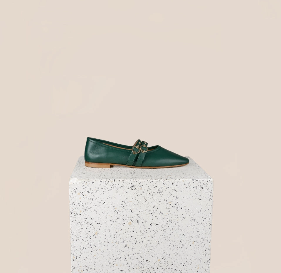 Como 2 Buckle - Forest Leather Chic Comfort Life Joy