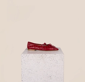 Port Step Como Buckle - Hibiscus Studs