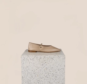 Cori - Cream Compression Molding