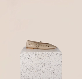 Harbor Dock Camp Mood Cori Studs Beige