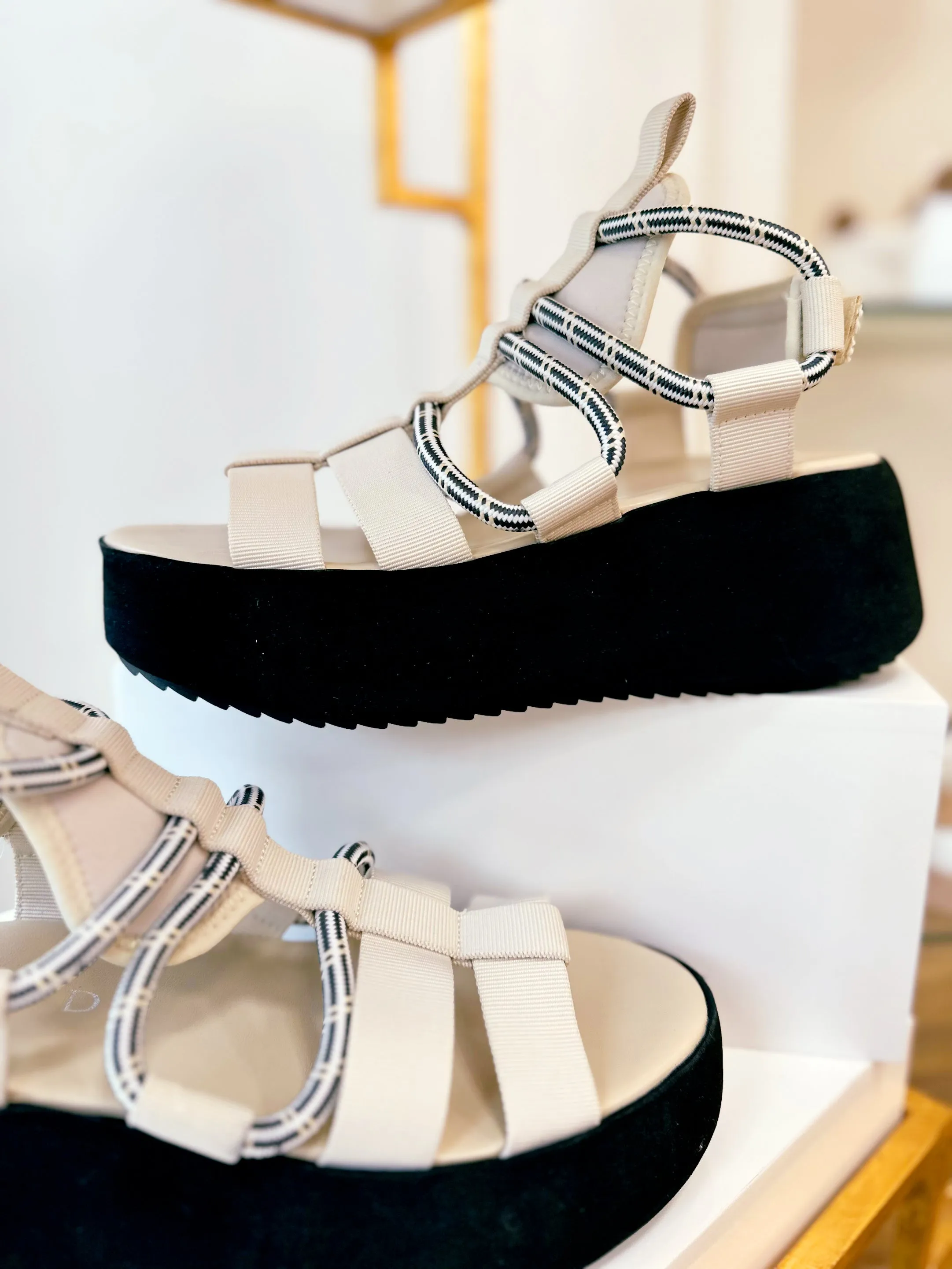 Cynthia - Oatmilk - LAST ONE SIZE 40 On Point