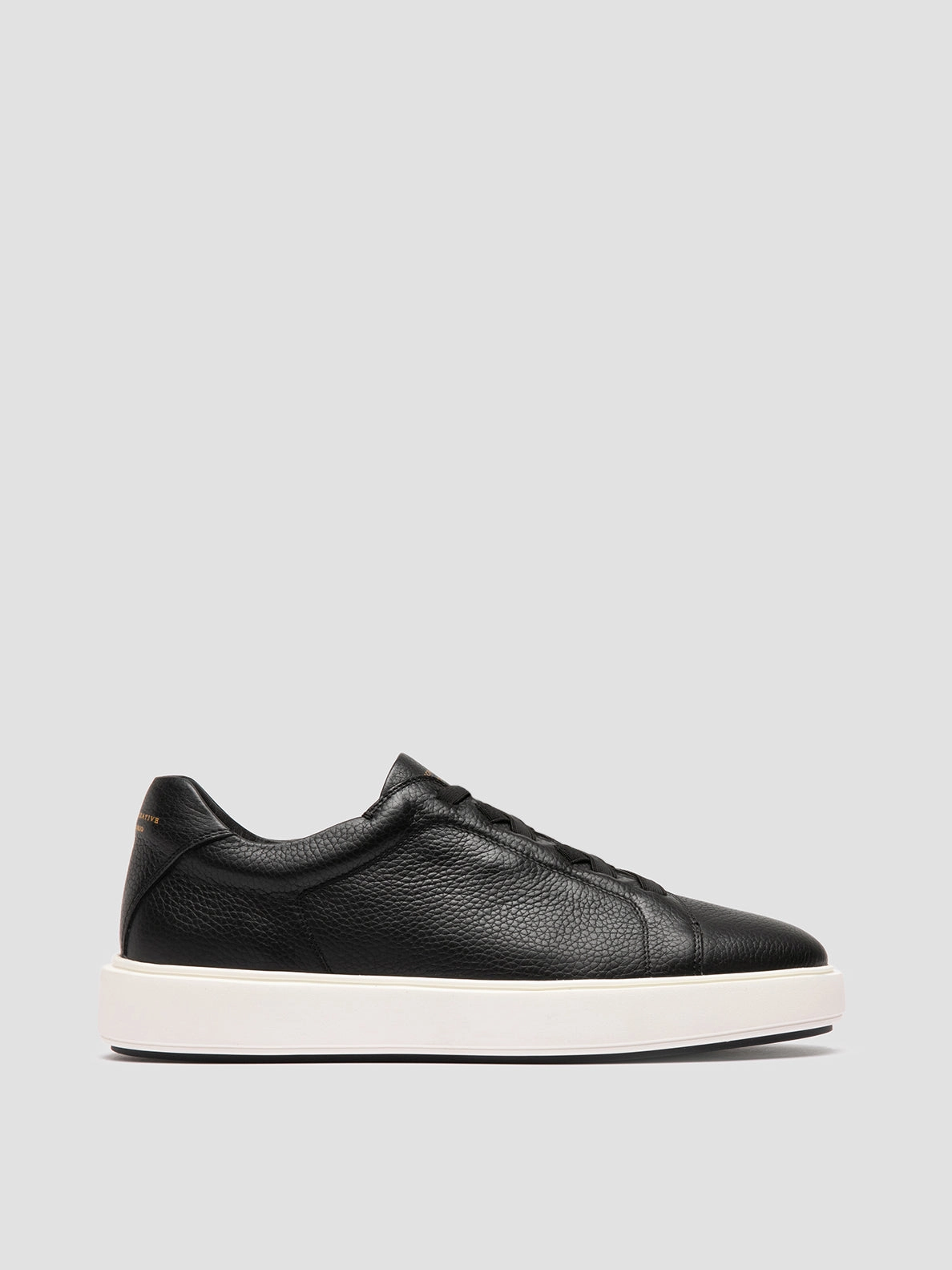 SLOUCH 001 - Black Leather Low Top Sneakers Anti Static Finish
