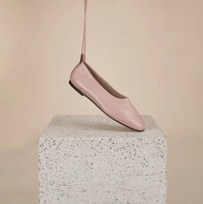 Imola - Blush Star View