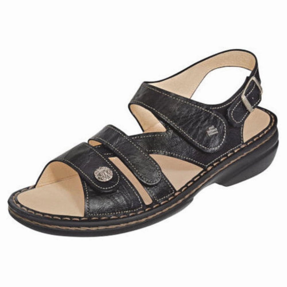 Chic Casual Shoes for Travel Orthopedic Design Finn Comfort Gomera-S Black Plisseelight Sandal (Women's)