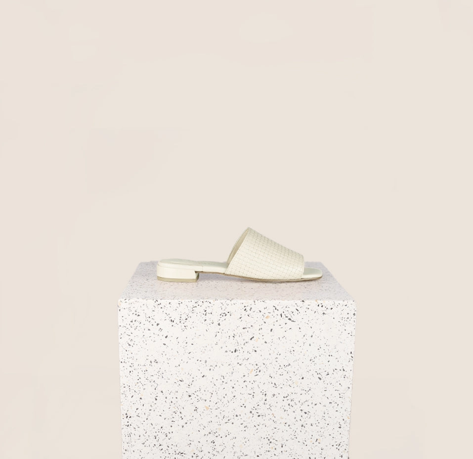 Fiore - Ivory Cassette Trendy And Comfortable Foot-Friendly Shoes