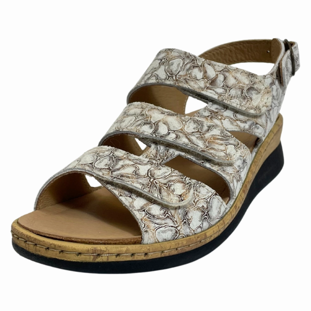 Belvida Portina Carlysle Perle Plasma Sandal (Women's) Low Profile Sidewalls