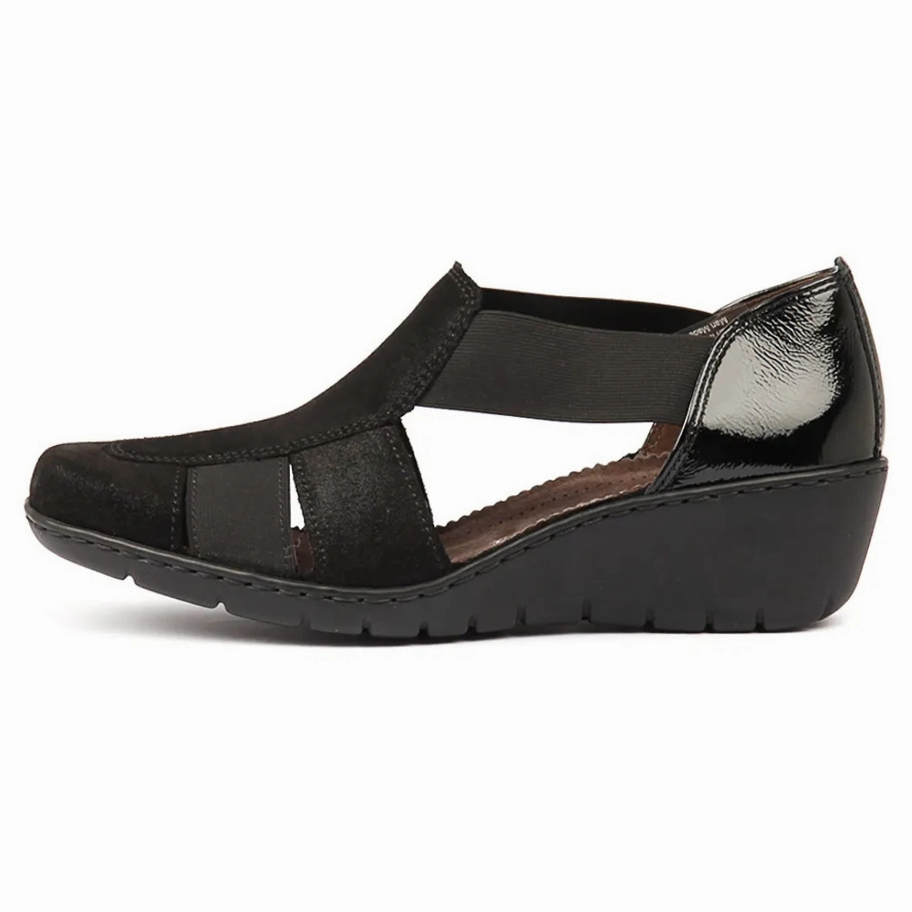 Indoor Wear Ara Reggio Black Leather Sandal (Women's)
