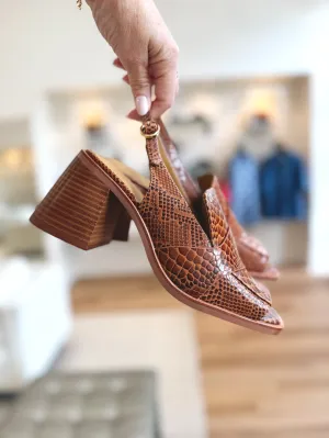 Kali Heels - Brown Croco Airport Look