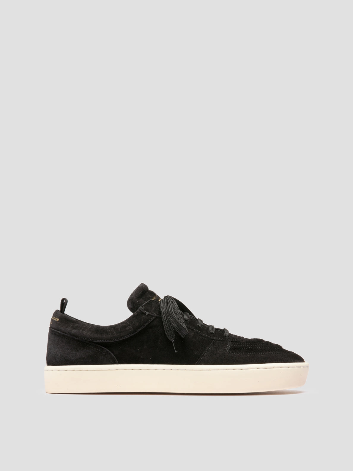 dress - wear Arch Stability Technology KRAB 001 - Black Suede Low-Top Sneakers