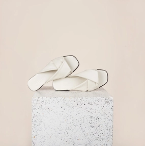 Lecce - Ivory Nappa Sandals (2323) Versatile Travel Shoes