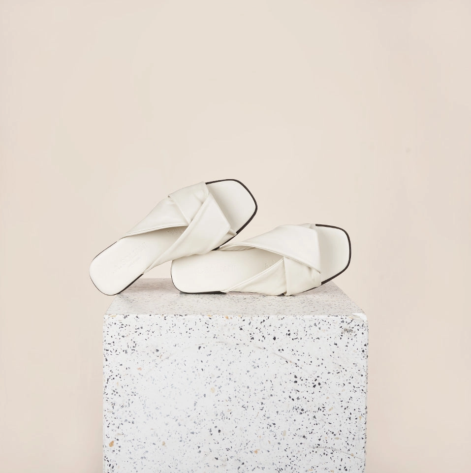 Lecce - Ivory Nappa Sandals (2323) Versatile Travel Shoes