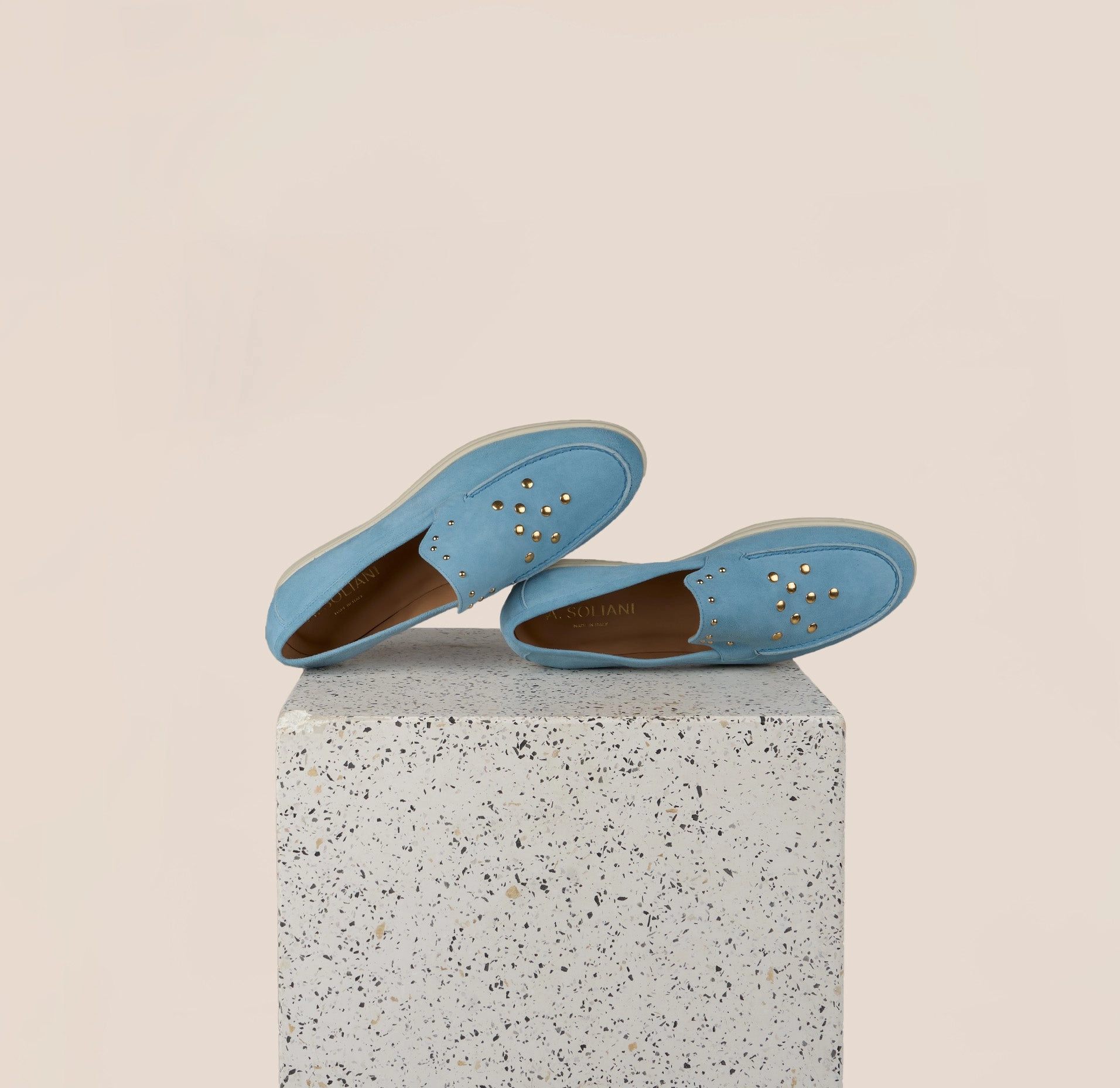 Lisa Studded - Sky Blue Fit Lifestyle