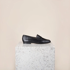 Lodi Due - Black Leather Comfort Path