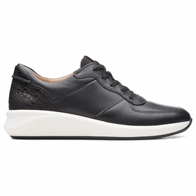 Timeless Edge Outdoor shoes Clarks Un Rio Sprint Black Combi Leather Sneaker (Women's)
