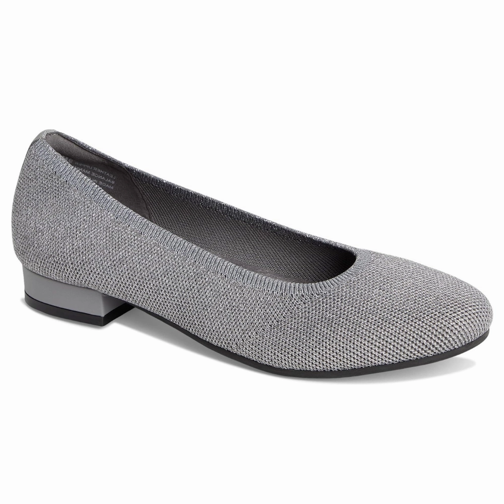Exact Size Anatomical Toe Shape David Tate Runway Grey Metallic Ballet Flat (Women's)