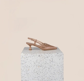 Novara - Naturale Runway Mood