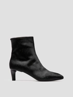 Secure Hold SUZY 008 - Black Leather Zipped Boots