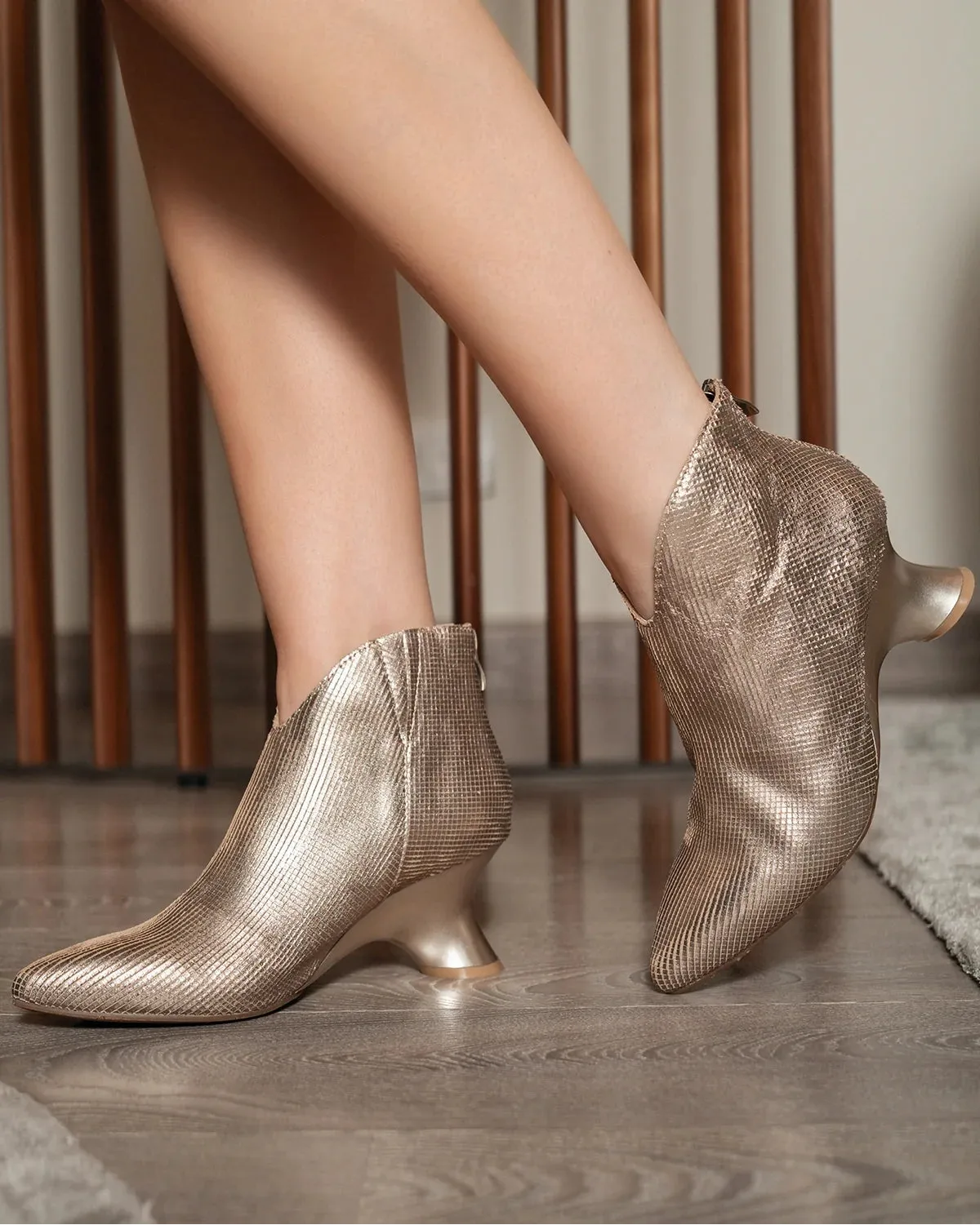 Phoebe Pack Guard Stylish Booties