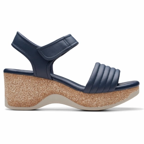 Classic Choice UV Resistant Webbing Clarks Chelseah Gem Navy Leather Sandal (Women's)