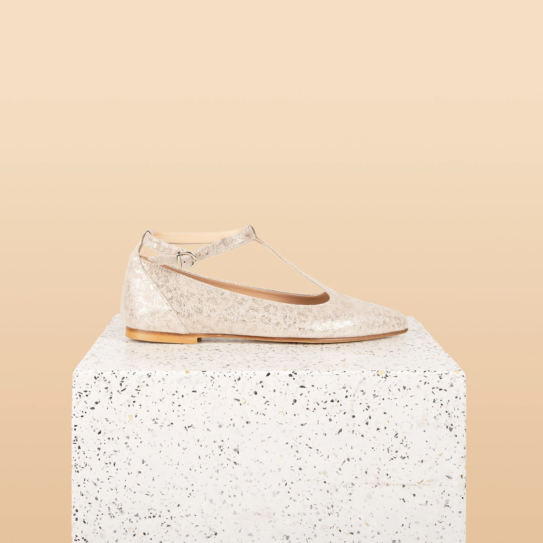 Sorrento - Gold Mist Anatomical Shape Tech Lightweight Ease