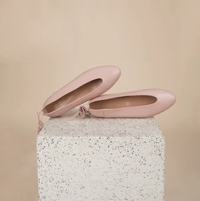 Scala - Blush (Removable Ties) Relaxed Walk Fashionable Touch