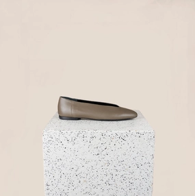 Scala - Taupe Breathable Construction