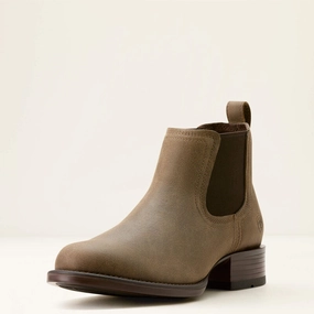 Booker Chelsea Round Toe Western Boot Durable Shell Winter Walker Stable base