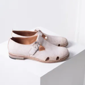 Easygoing Wear Shoto Buckle Flat (distressed cream)