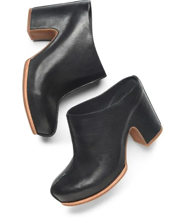 Pointed Boots Sagano