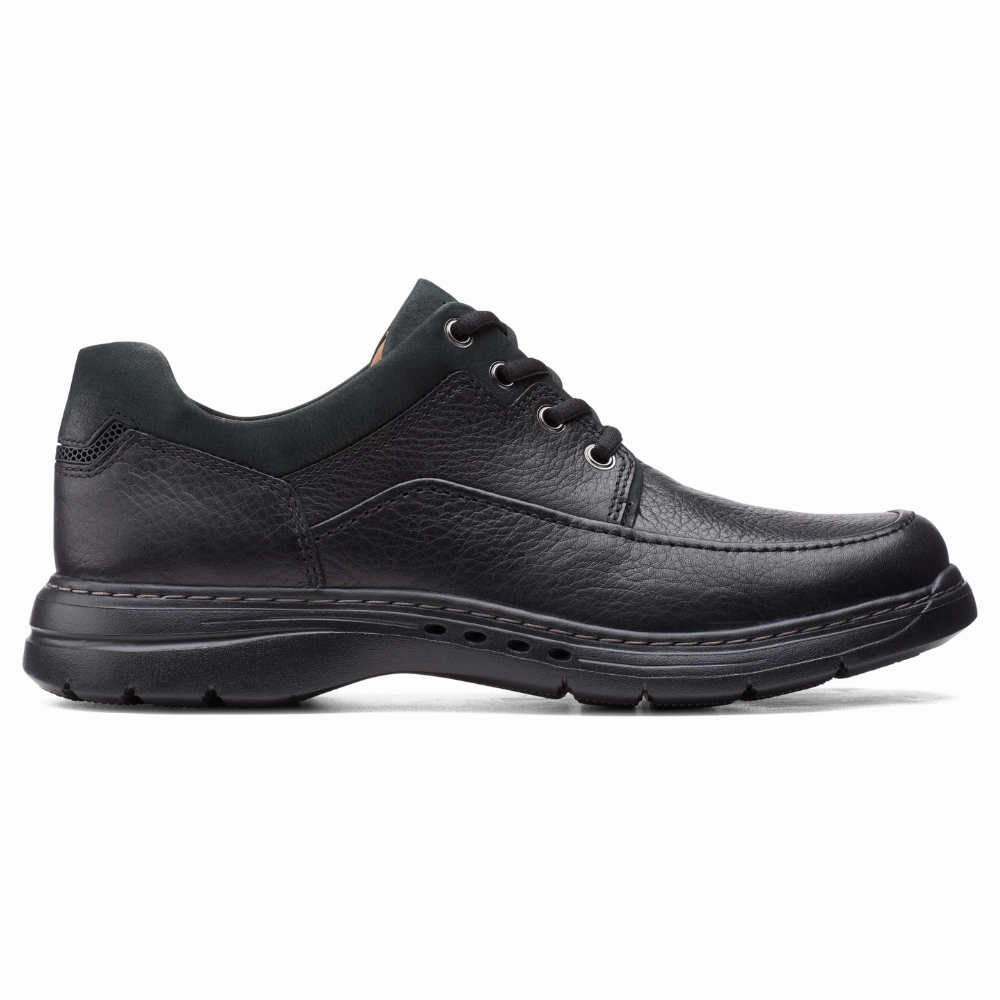 Cruise Wear Clarks Un BrawleyLace Black Leather Shoe (Men's)