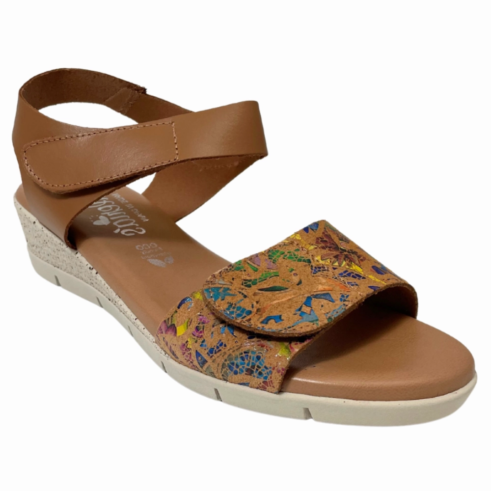 Thermoplastic Outsole Standing Comfort Valeria's Lyndame Tan Leather Sandal (Women's)
