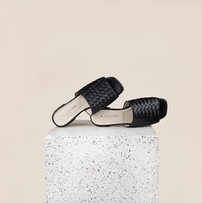 Relaxing Fiore - Woven Leather Black