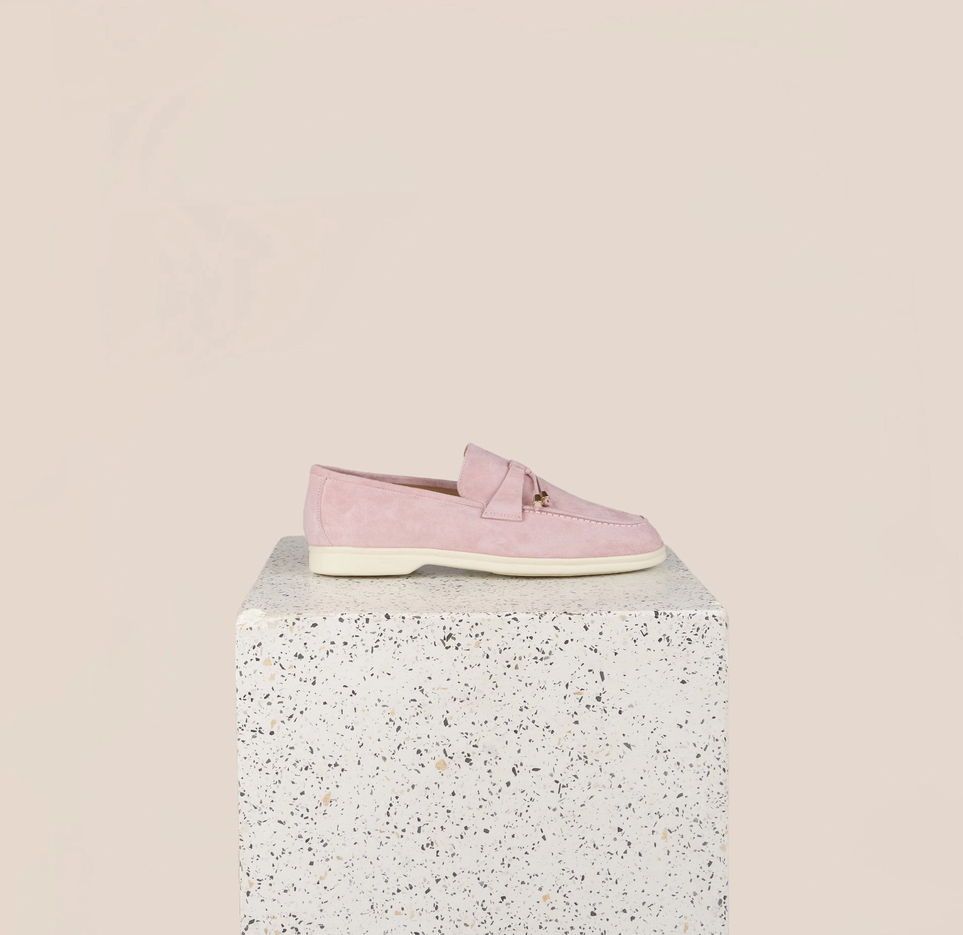 Lisa Tassels- Peony Urban Flex Durable Double Stitching