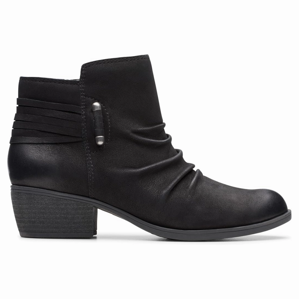 Taxi Ride Clarks Charlten Rosa Black Nubuck Boot (Women's)