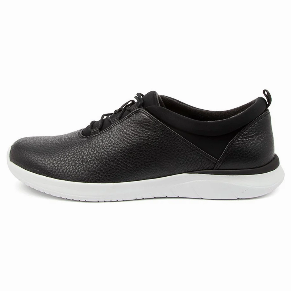 Blossom Jog Ziera Fox Black/White Sole Sneaker (Women's)