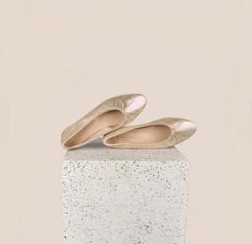 Reunion Glow Como - Gold Lines