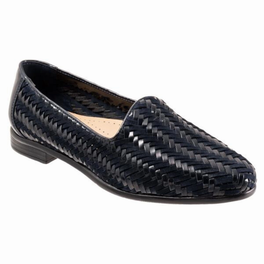 Museum Mood Yoga Path Trotters Liz III Navy/Navy Patent Leather Shoe (Women's)