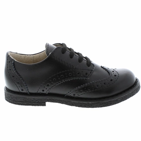 Logan Wing Tip - Black dry - weather Athletic Performance